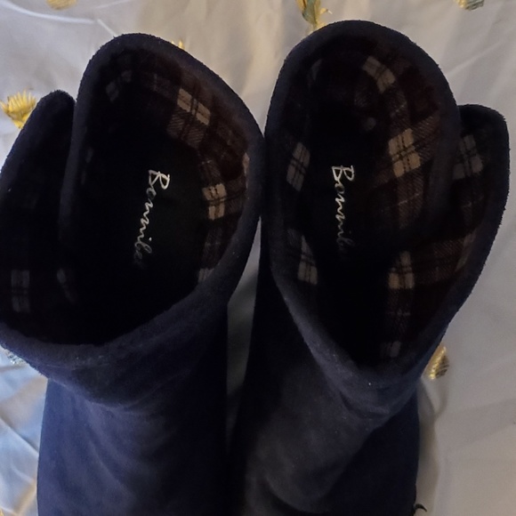 EUC hidden wedge microsuede bootie w/wooden button - Picture 4 of 8